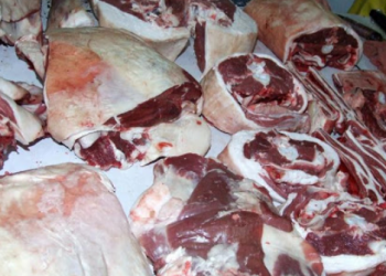 Махны үнэ буурчээ