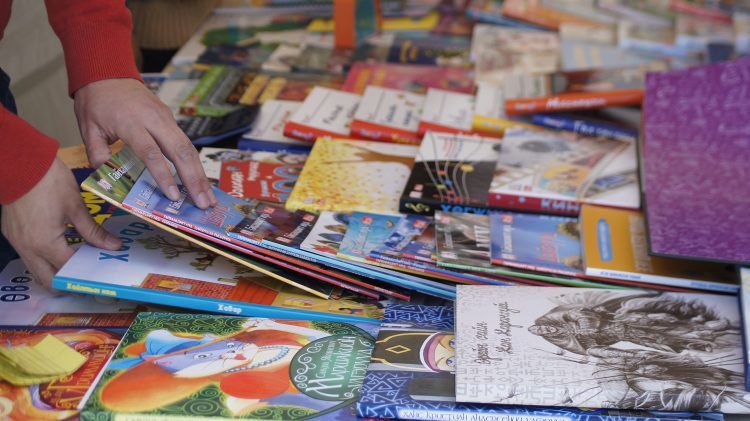 Үндэсний номын баяр ирэх сарын 18-20-ны өдрүүдэд Сүхбаатарын талбайд болно