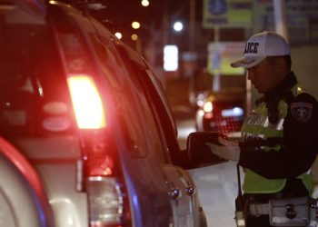 Насанд хүрээгүй хүүхэд тээврийн хэрэгсэл жолоодож зам тээврийн ноцтой осол гаргажээ