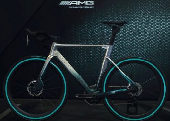 N+ MERCEDES-AMG PETRONAS авто замын дугуй үйлдвэрлэлээ