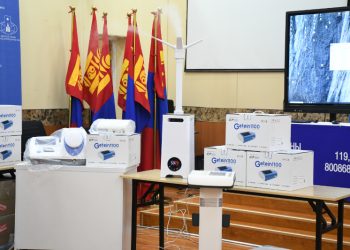 Шаардлагатай эмнэлгийн тоног төхөөрөмжийг 21 аймаг, 9 дүүргийн эмнэлэгт хүлээлгэн өглөө