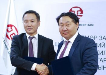 Зүүнбаян-Тавантолгой чиглэлийн төмөр замаар сайжруулсан түлшний түүхий эд тээвэрлэнэ