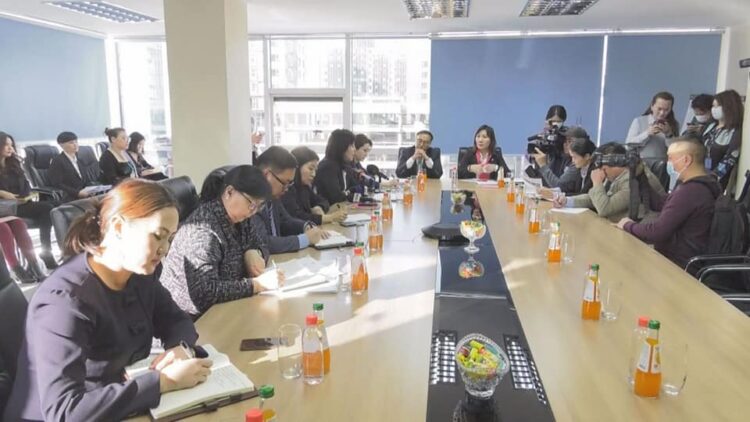 Гэрээ хийсэн 1053 эмийн сан ХӨНГӨЛӨЛТТЭЙ ЭМ олгож байна