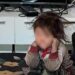Олон хоног хоолгүй, хараа хяналтгүй байсан бага насны хүүхдэд тусламж үзүүлжээ