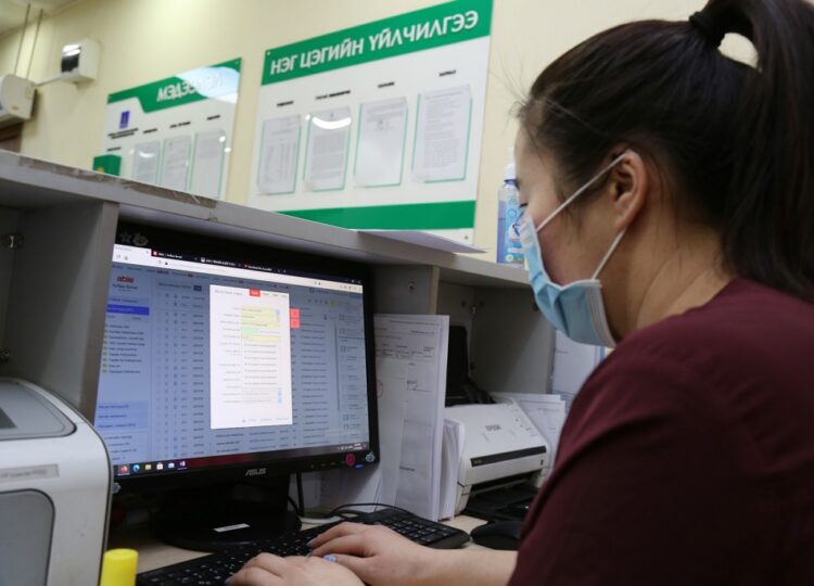 БОАЖЯ: Иргэн, аж ахуйн нэгжийн албан бичгийг цахимаар хүлээн авч шийдвэрлэж байна