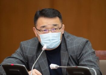 “Нийслэлийн  нутгийн  захиргааны  байгууллагуудын нийт ажилчдын 30 хүртэл хувийг ажлын байранд ажиллуулна”