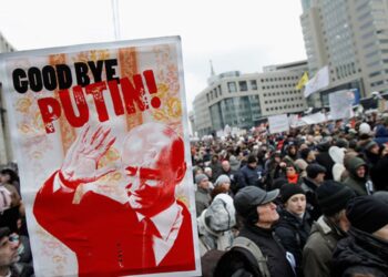 Орос орон задарлын өмнөхөн буюу, Путины ноёрхол ‘ЖИЖИ’