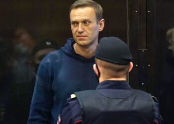 ОХУ-ын шүүх Алексей Навальныйд 3.5 жилийн хорих ял оноолоо
