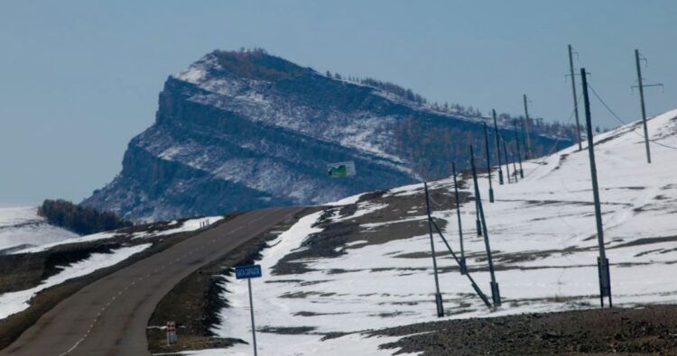С.Амарсайхан: Орон нутаг буцах иргэд хувийн машинаараа болон нийтийн тээврийн автобусаар алинаар нь ч явж болно