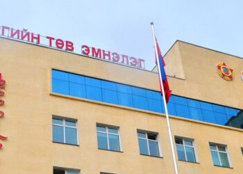 Цэргийн төв эмнэлгийн эмч, сувилагч нар вакцинд хамрагдлаа
