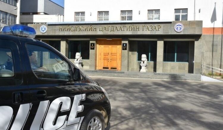 Гэрийнхэнтэйгээ муудалцаад өөрийгөө шатаасан байж болзошгүй хэрэг гарчээ