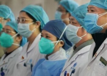 Тавдугаар сарын 1-нээс орон нутгийн эмч, сувилагчдыг вакцинжуулалтад хамруулна