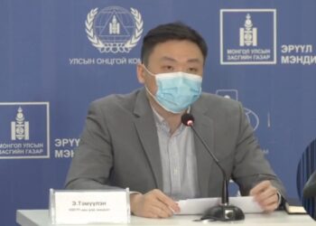 Улаанбаатар хот бүхэлдээ Kopoнавиpycийн голомт болж нөхцөл байдал маш хүндэрлээ