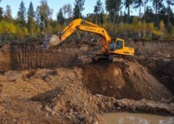 Сэлэнгэ аймагт хууль бусаар ашигт малтмал олборлох гэж байсныг таслан зогсоосон байна