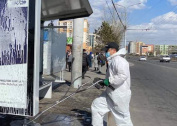 СХД-ийн хэмжээнд автобусны буудлуудыг тусгай цэвэрлэгээний бодисоор цэвэрлэж ариутгаж байна