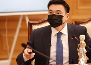 Вакцин дууссан уу? С.АМАРСАЙХАН: Энэ сарын 9, 12-нд орж ирэх 600 мянган тун вакцины татан авалт хойшилсон