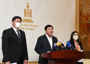 Анх зээл олгохдоо зээлийн хүүг урьдчилан төлүүлдэгийг болиулна