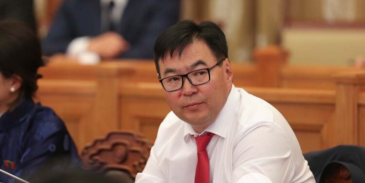 МАН-ын Хяналтын хороо Ц.Анандбазарыг түдгэлзүүлэх асуудлаар хуралдана