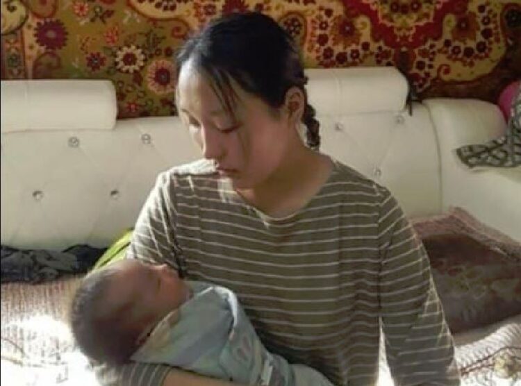 Ээж минь вакцин хийлгэснийхээ маргааш нь нас барчихлаа