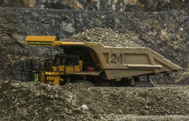 Хятад иргэний эзэмшлийн жонш олборлолтын уурхайн нүхэнд 57 настай эрэгтэй унаж амиа алджээ