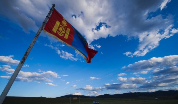 Ерөнхийлөгчийн сонгуулийн сурталчилгаа эхэллээ