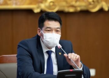 С.Энхболд: Эрүүл мэндийн салбарын 1000 хүн түрээслээд өмчлөх орон сууцанд орох эрх авсан