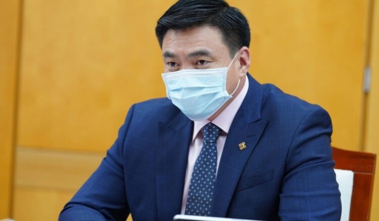 С.Амарсайхан: Улсын баяр наадмыг хойшлуулж, халдвар буурахгүй бол цуцалсан ч болно