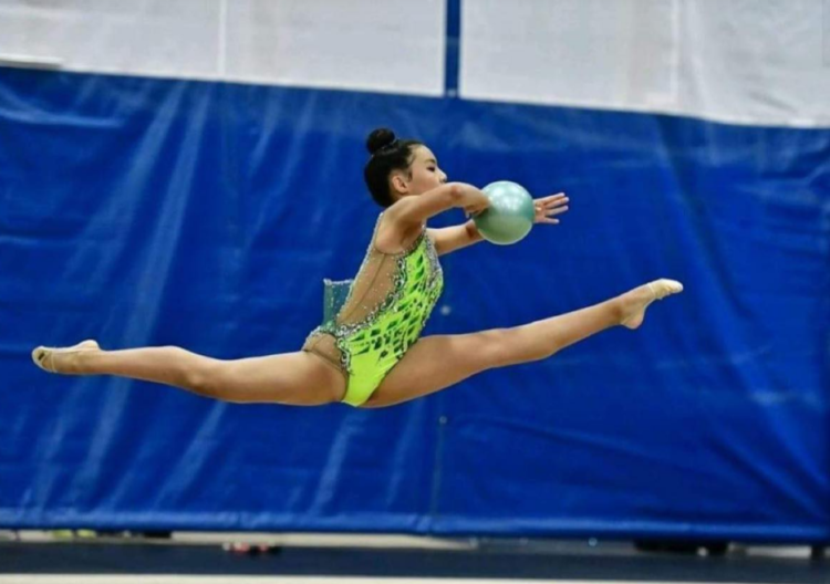 Монгол охин АНУ-ын уран сайхны гимнастикийн аварга болжээ