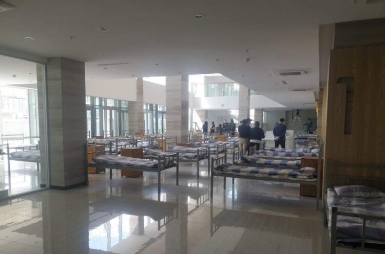 Хотын захиргааны шинэ байранд ор дэлгэж эхэллээ