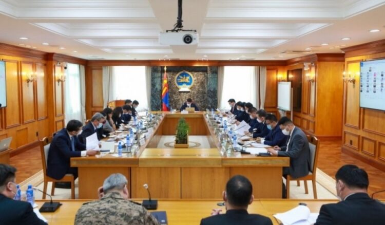 Өнөөдөр Засгийн газар ээлжит бусаар хуралдана