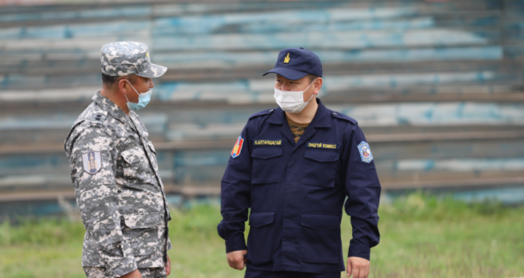 СХД-ийн онцгой комиссын бүрэлдэхүүн үерт автсан хороодод ажиллалаа