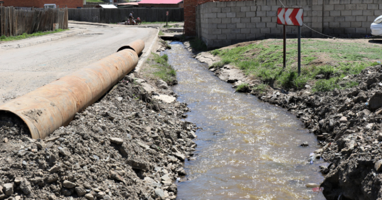 СХД: БУЛАГ, ХӨРСНИЙ УС ИХЭЭР НЭВЧИН ГАРЧ БУЙ ХОРООДОД ҮЕРИЙН ДАЛАН БАРИХААР БОЛЛОО