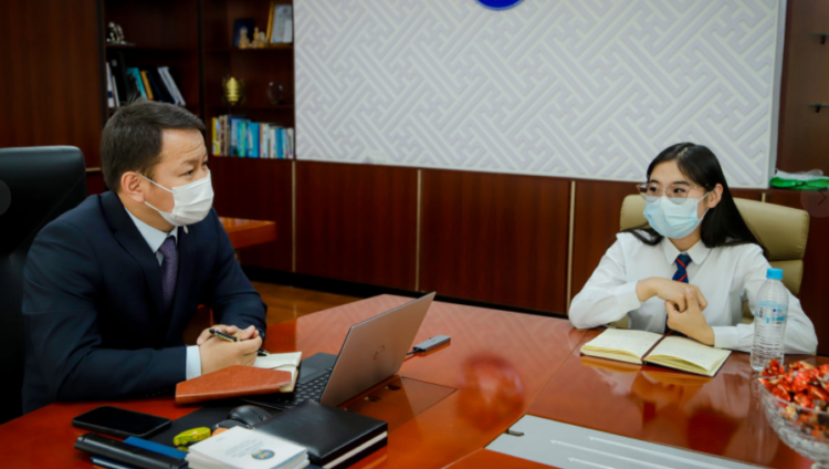 СОНГИНОХАЙРХАН ДҮҮРГИЙН ХҮҮХДИЙН ХОЛБООНЫ ГИШҮҮДТЭЙ УУЛЗЛАА