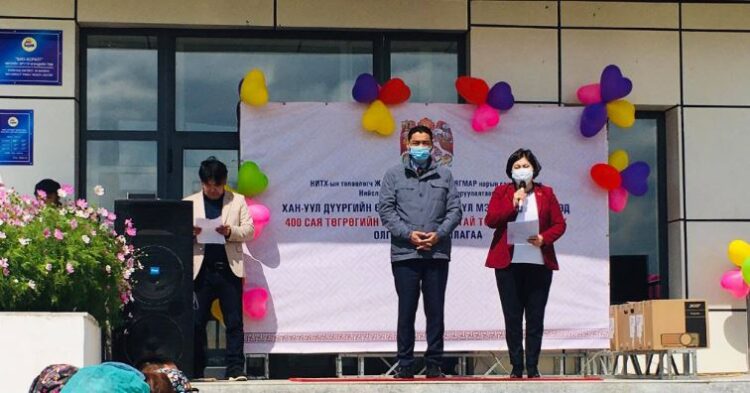 НИТХ-ын төлөөлөгч Б.Мягмар, Ж.Алдаржавхлан нар ХУД-ийн ӨЭМТ-дэд 400 сая төгрөгний нэн шаардлагатай тоног төхөөрөмж олголоо