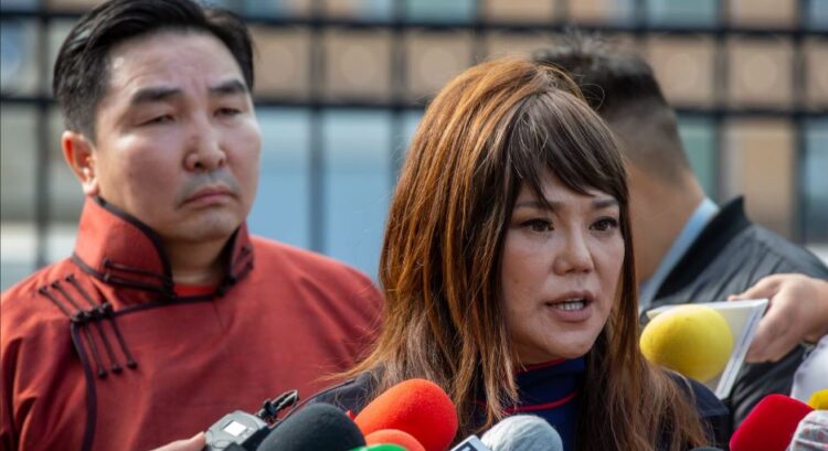 Т.Ариунаа: Хонгилын прокуроруудад хариуцлага тооцох хүртэл манай гэр бүл тэмцэнэ