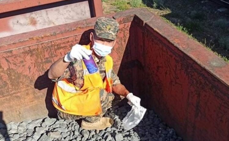 Улсын хилээр үл мэдэгдэх нунтаг нэвтрүүлэхийг завджээ