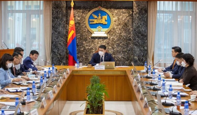 Засгийн газрын хуралдаанаар цар тахлын нөхцөл байдлыг хэлэлцэж байна