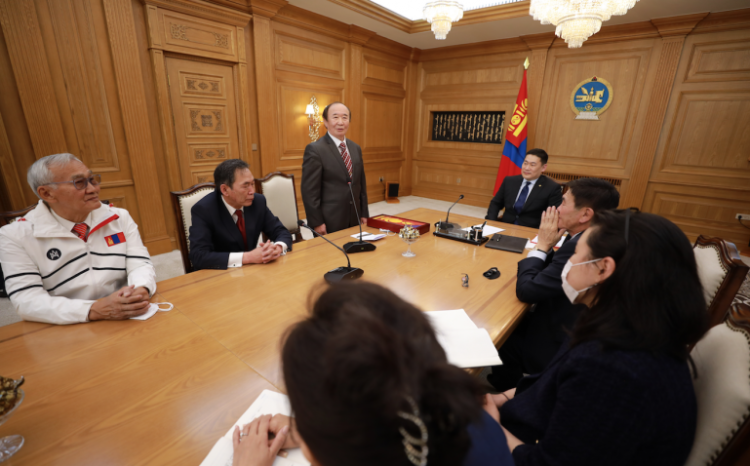 Ерөнхий сайд “Токио 2020” олимпод оролцох баг тамирчдад амжилт хүслээ