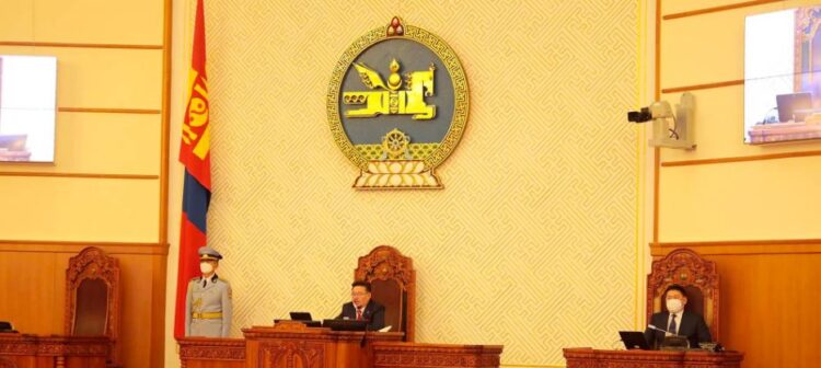 Цар тахлын хуулийг ЗУРГААН САРААР сунгалаа