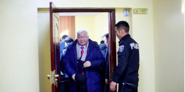 Э.Бат-Үүлд дөрөв, А.Гантулгад зургаан жилийн ял оноолоо