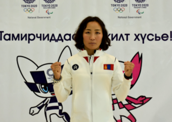 Холимог тулааныг сонгосон М.Уранцэцэг өнөөдөр АНУ-ыг зорьжээ