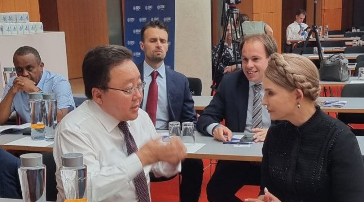 Ц.Элбэгдорж Дэлхийн Ардчилсан Холбооны дэд ерөнхийлөгч болжээ