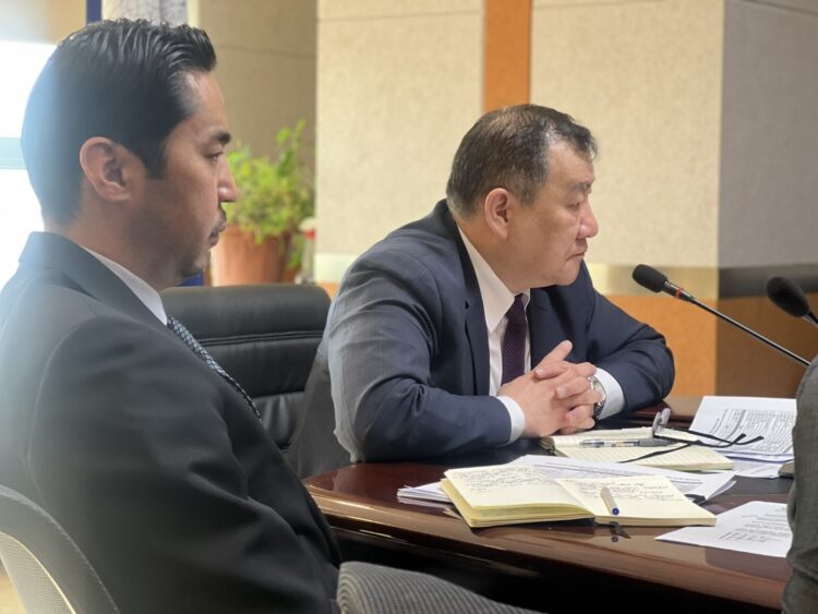 “ТЕХНОЛОГИЙН ЗОРИУЛАЛТААР УУР ҮЙЛДВЭРЛЭН МИДЛИНГ /хагас боловсруулсан нүүрс/  ХЭРЭГЛЭДЭГ АЖ АХУЙ  НЭГЖ, БАЙГУУЛЛАГУУДТАЙ УУЛЗАЛТ ЗОХИОН БАЙГУУЛЛАА