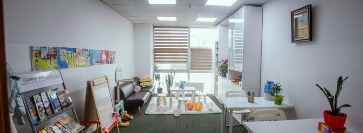 Хан-уул дүүргийн Засаг даргын Тамгын газар албан хаагчдын “Хүүхдийн өрөө”-тэй боллоо