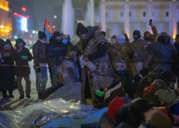 НЗДТГ-аас жагсагчдад гэр барих зөвшөөрөл олгожээ