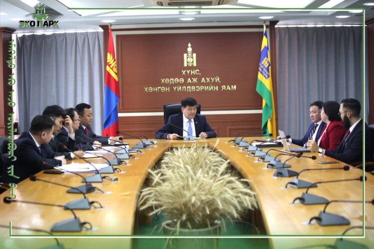 Эмээлт эко аж үйлдвэрийн паркийг салбарын сайд Х.Болорчулуун дэмжихээ илэрхийллээ