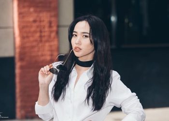 Жүжигчин О.Дөлгөөн: Би ерөнхий сайдтай хувийн харилцаа хамааралгүй