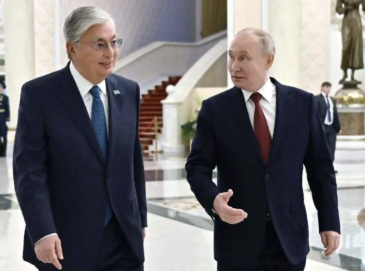 К.Токаев: В.Путинтэй дэлхий дахины нөхцөл байдлын талаар санал солилцоно