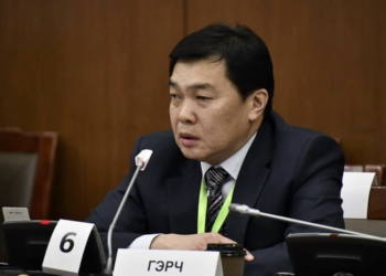 Д.Баясгалан бүтээн байгуулагч уу? мөнгө хүүлэгч үү?