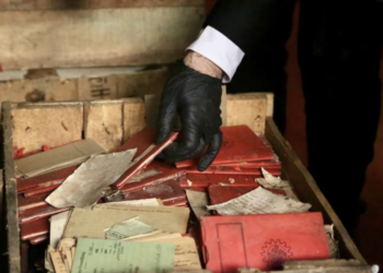 Аргентинд нацистуудтай холбоотой их хэмжээний баримт материал олджээ